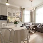 Best Sw. Antoniego Apartment Wroclaw